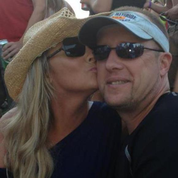 Meet your Posher, Velvet - Picture 1 of 1